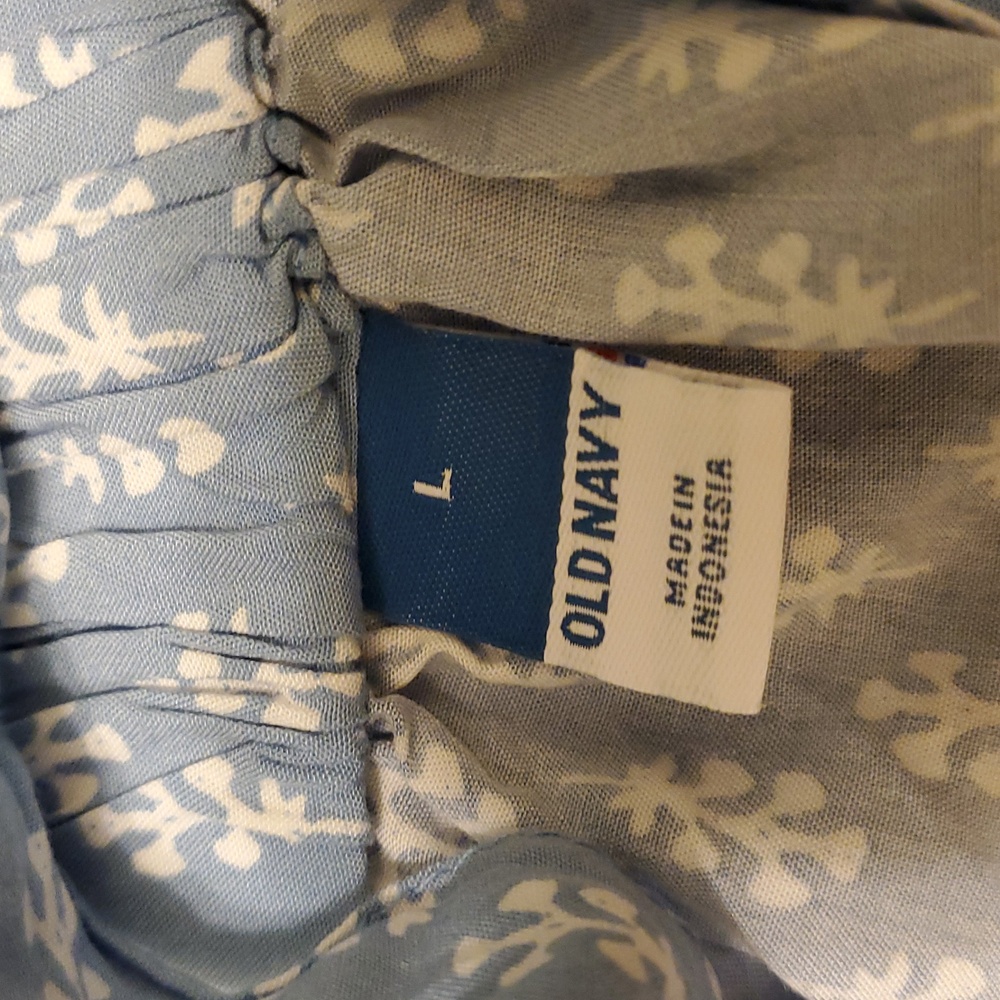 Old Navy blue and white tank top - Picture 7 of 8